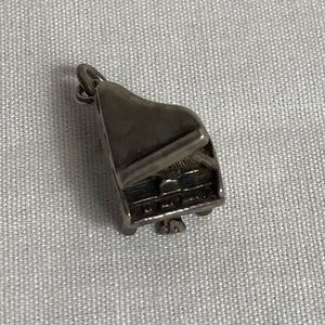 Vintage grand piano sterling silver charm
